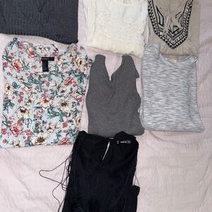 Women’s top bundle